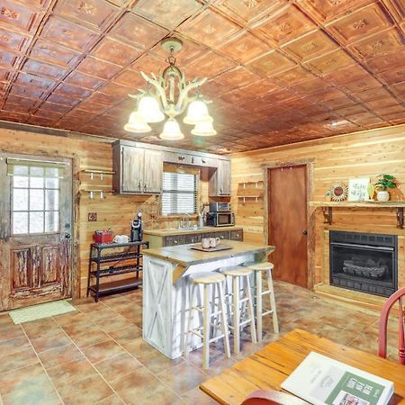 Rural Arkansas Vacation Rental With Wraparound Porch Heber Springs ภายนอก รูปภาพ